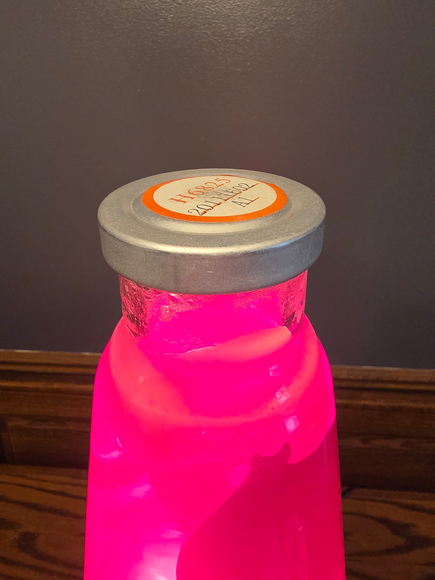 Lava Lamp Grande Cap